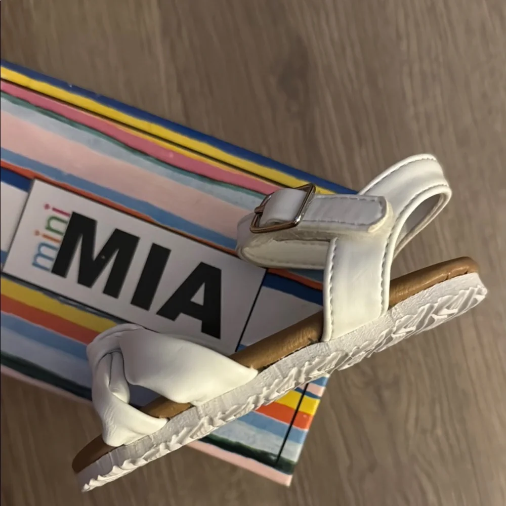 Mini Mia White Sandals Baby Size 4M